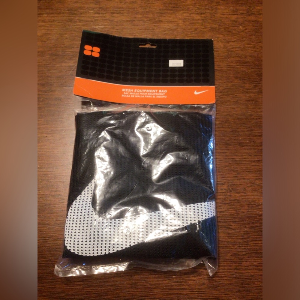 Nike Mesh Equipment Bag